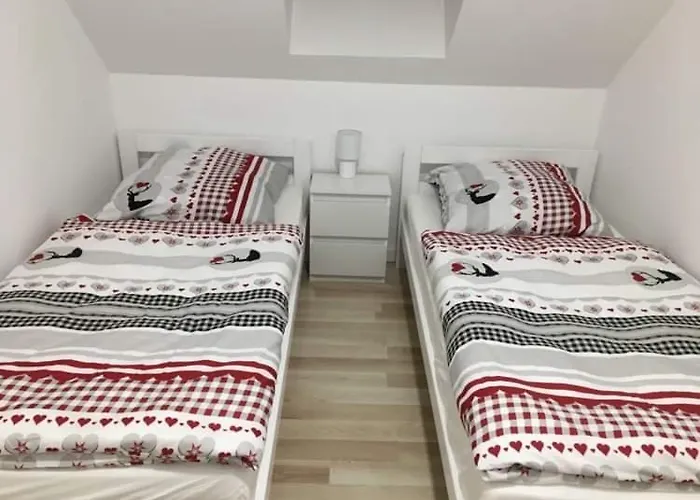 Osada Zdrojowa U Martyny Chalet *